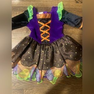 BabyGirl 12-18 Months Halloween 🎃 Witch 🧙 Costume 👻